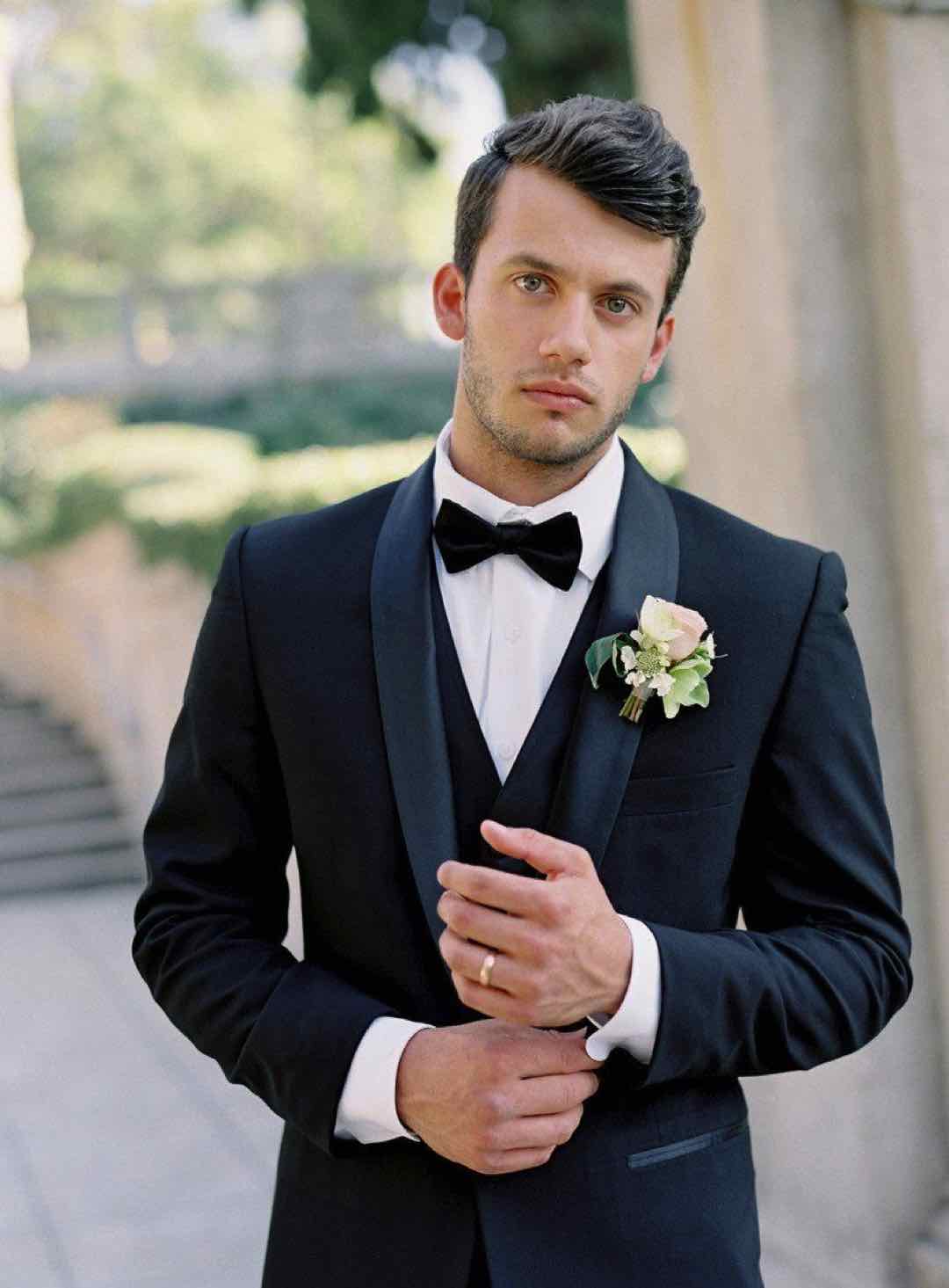 Cách phối đồ Tuxedo theo phong cách lịch lãm, sang trọng