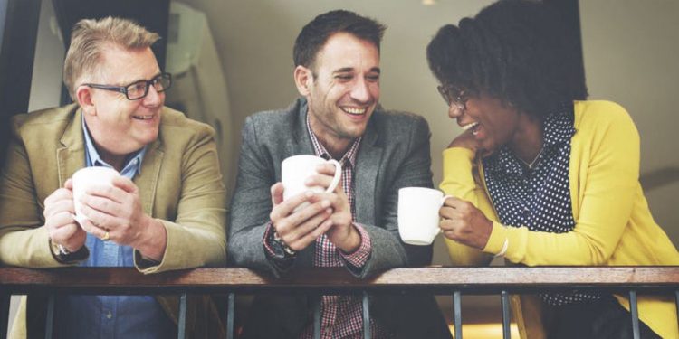 Người này luôn có được những người bạn mới rất nhanh