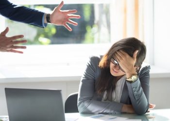 Red Flag company là gì? Làm thế nào để ứng viên nhận biết